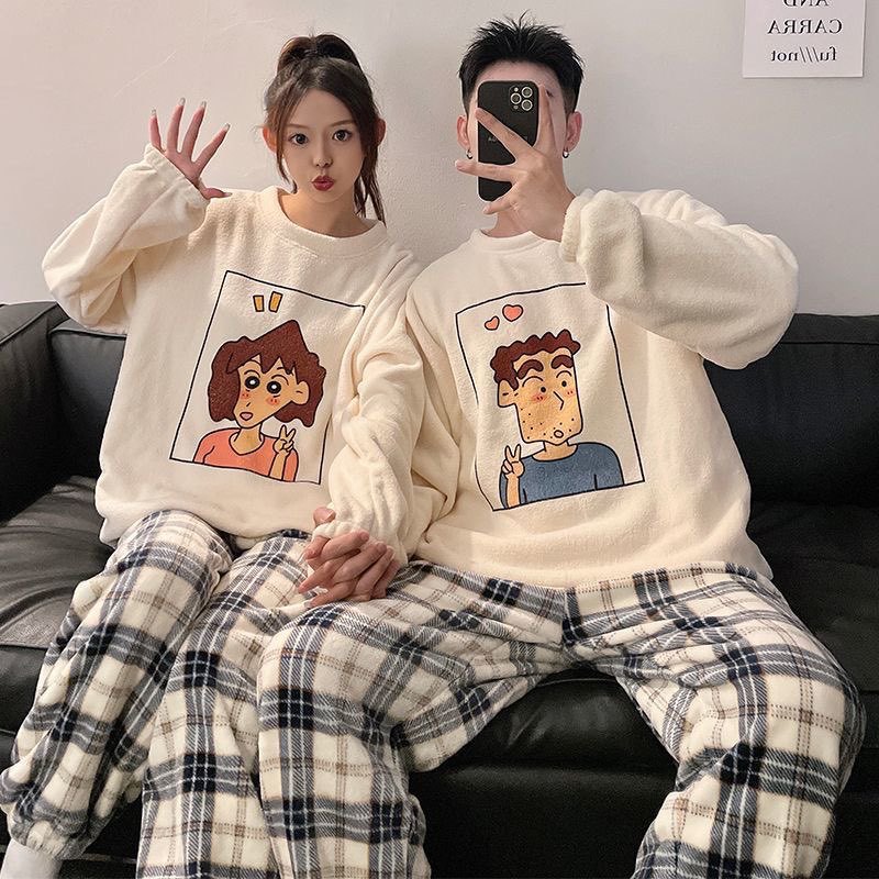 Kawaii Crayon Shin-Chan Couple - огляд і ціна Winter Clothing In Japan