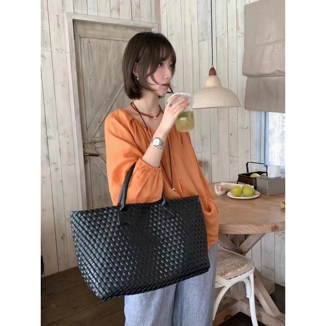 Korean Style Thin Long Sleeve  - огляд і ціна Winter Sun Clothing