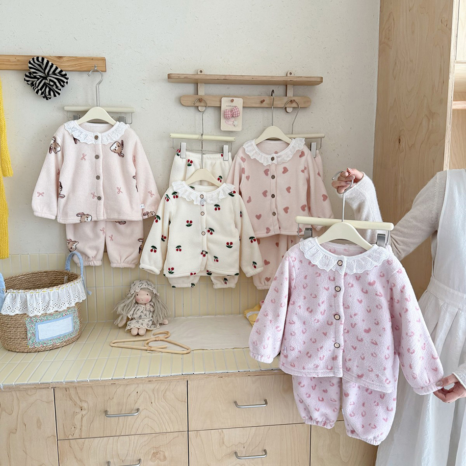 Boys Girls Fleece Pajama Set K - огляд і ціна Winter Clothing List