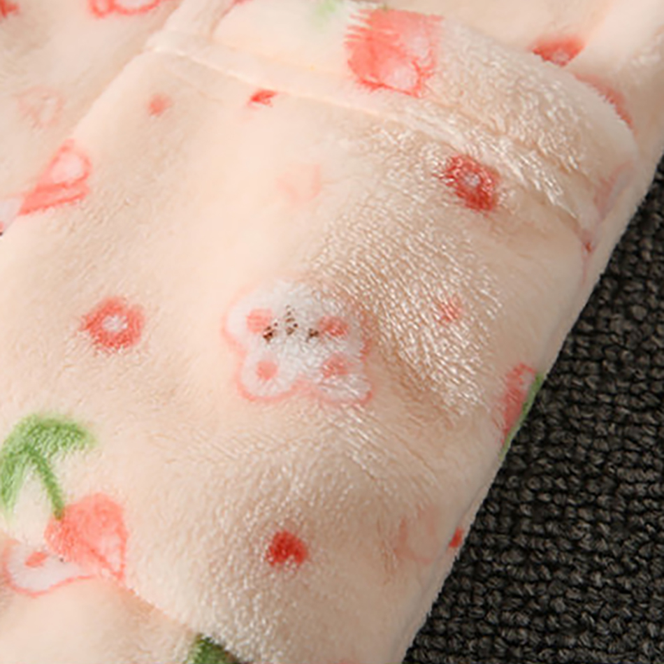 Winter Kids Pajama Set Coral F - огляд і ціна Winter Clothing List